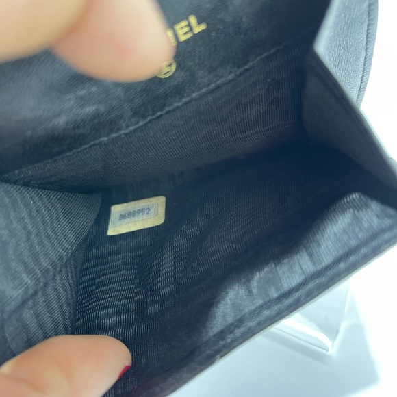 Chanel Quilted Flap Wallet in lambskin , preloved. - Picture 5 of 6